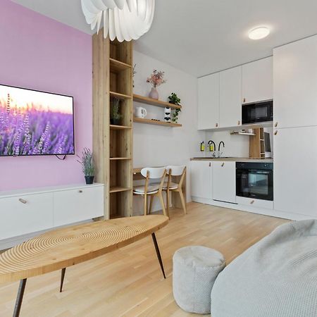 Lam Lavender - Free Parking Bratislava Exterior foto